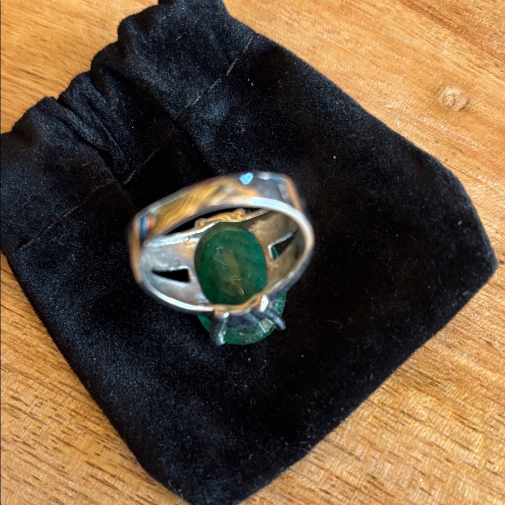 Silver Ring With Green Emerald - image 7